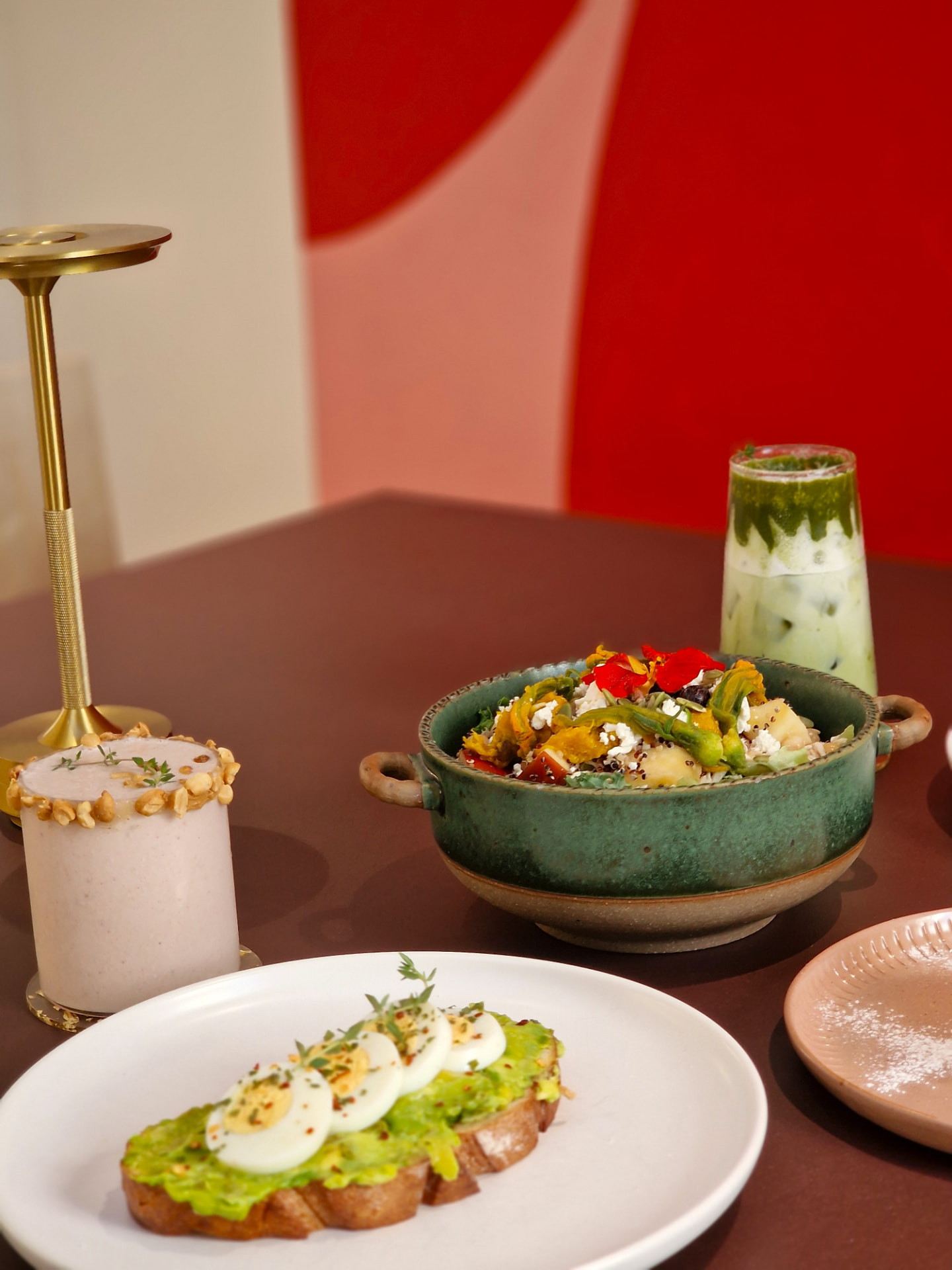 Raum Brunch Café brunch spread